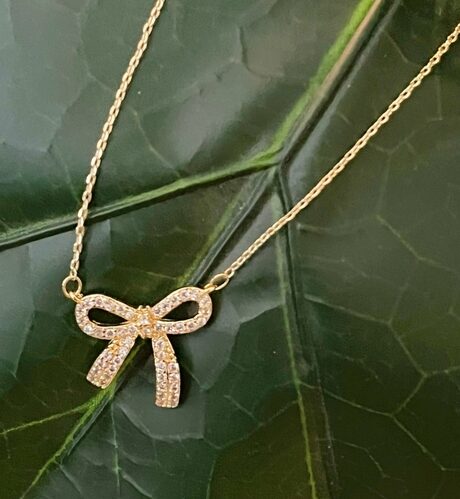 Simply Shine Bow Necklace